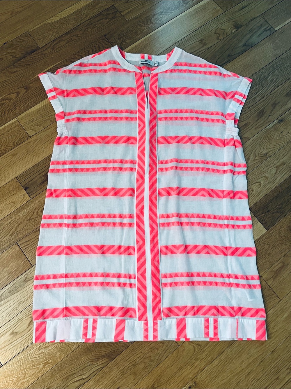 Vineyard Vines Women’s Beach Cover Up
